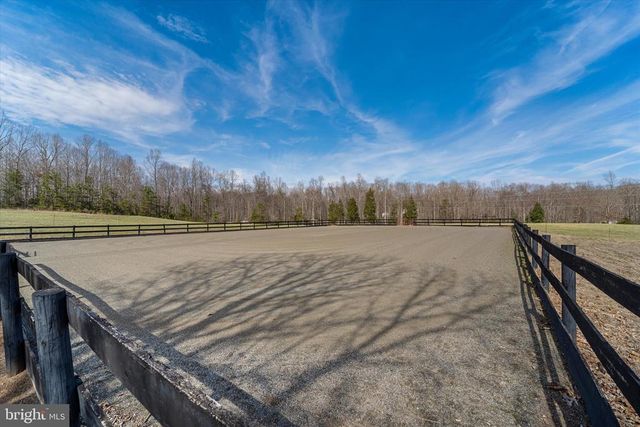 9107 GRASTY GOLD MINE RD, Rhoadesville, VA 22542