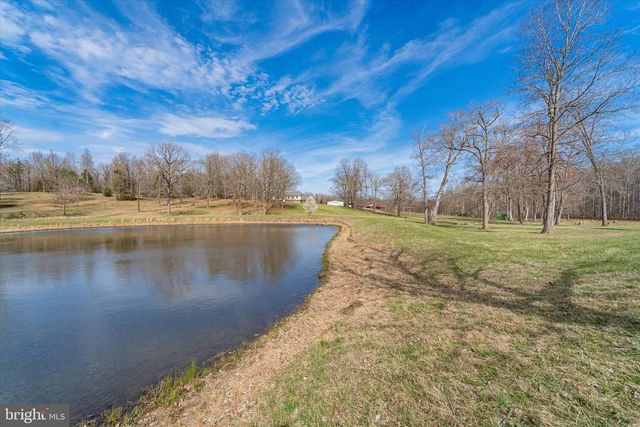 9107 GRASTY GOLD MINE RD, Rhoadesville, VA 22542