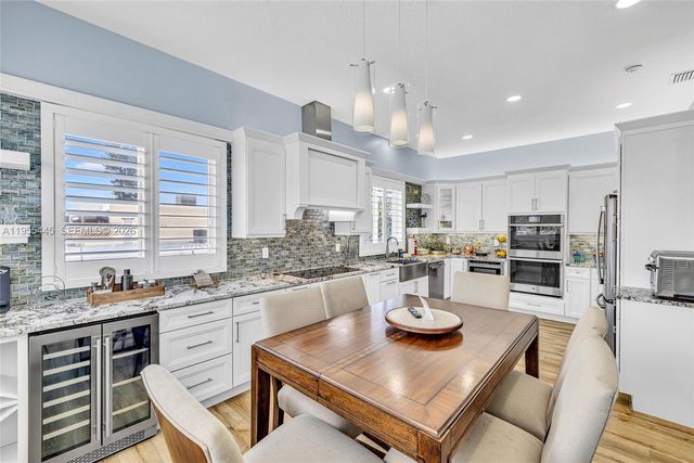 311 N Surf Rd, Hollywood, FL 33019