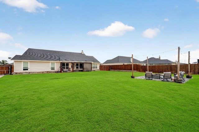 113 Ridgetop Trail, Rhome, TX 76078