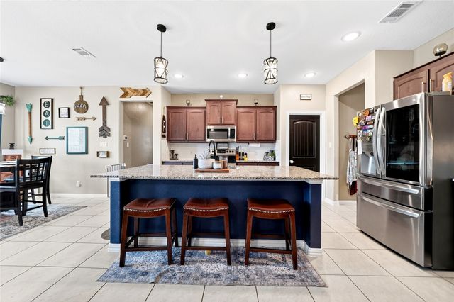 113 Ridgetop Trail, Rhome, TX 76078