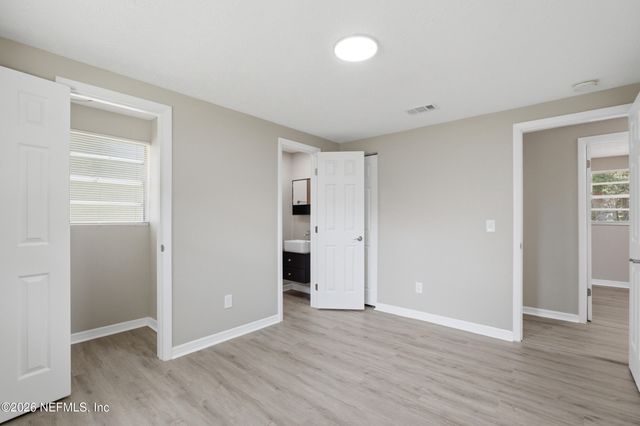 5327 ARROWSMITH Road, Jacksonville, FL 32208