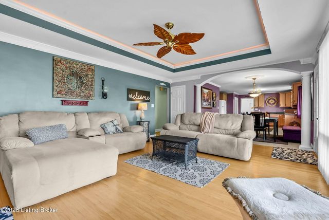 8201 Shepherdsville Rd, Louisville, KY 40219