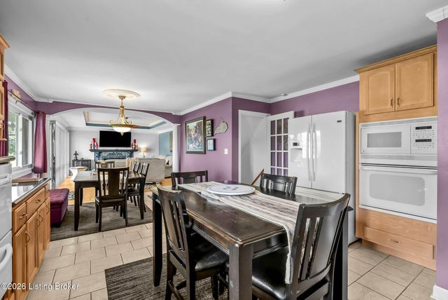 8201 Shepherdsville Rd, Louisville, KY 40219