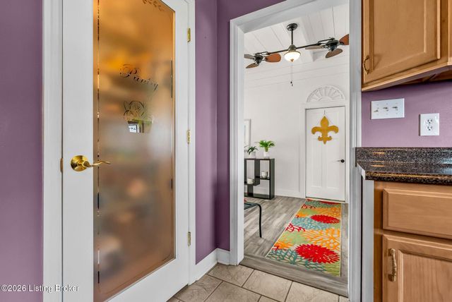 8201 Shepherdsville Rd, Louisville, KY 40219