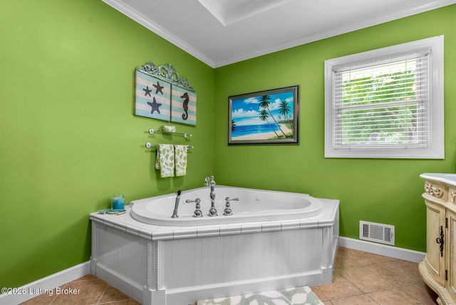 8201 Shepherdsville Rd, Louisville, KY 40219