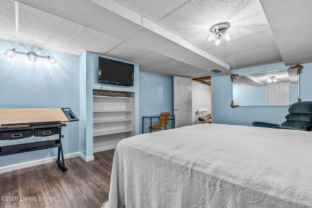 8201 Shepherdsville Rd, Louisville, KY 40219