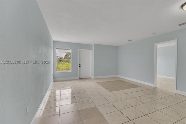 3793 NW 213th Ter, Miami Gardens, FL 33055