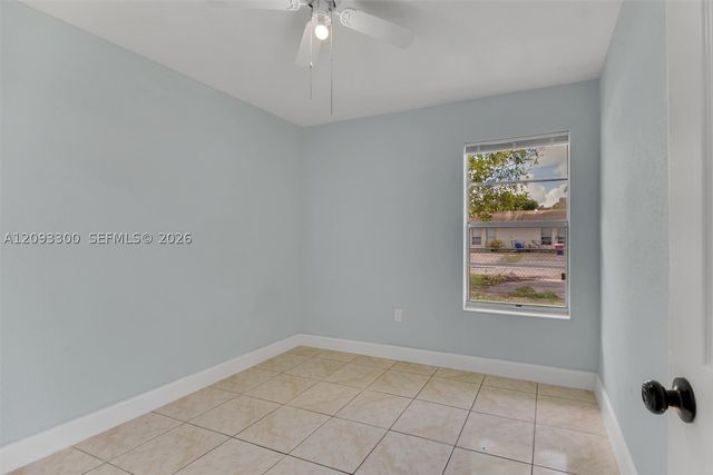 3793 NW 213th Ter, Miami Gardens, FL 33055
