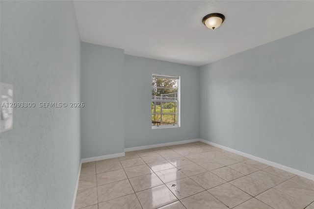 3793 NW 213th Ter, Miami Gardens, FL 33055