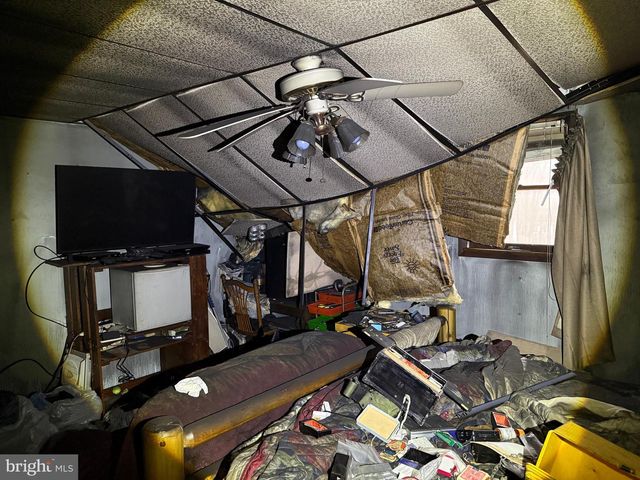 2183 E GRAND AVE, Tower City, PA 17980