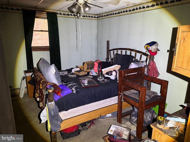 2183 E GRAND AVE, Tower City, PA 17980