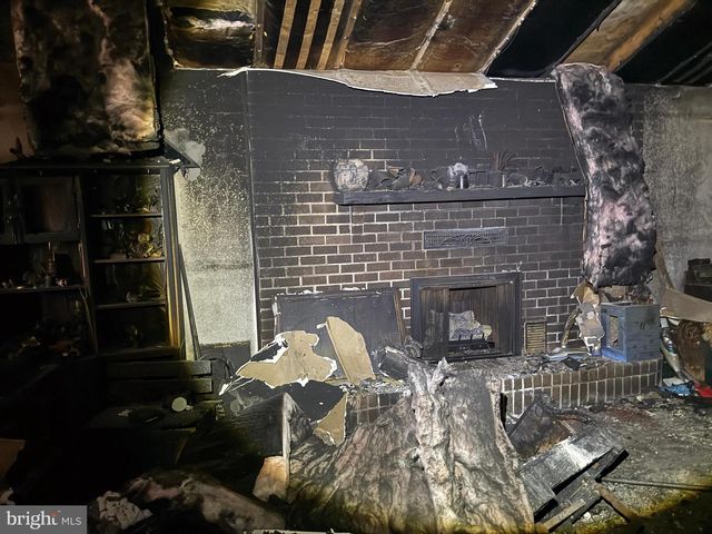 2183 E GRAND AVE, Tower City, PA 17980