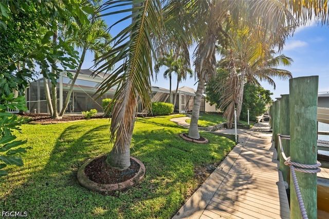 1826 SE 45th ST, Cape Coral, FL 33904