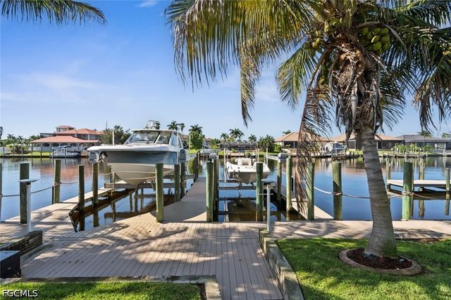 1826 SE 45th ST, Cape Coral, FL 33904