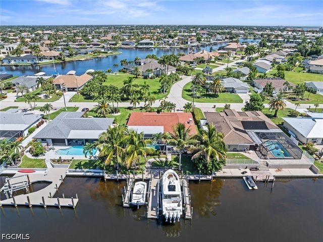 1826 SE 45th ST, Cape Coral, FL 33904