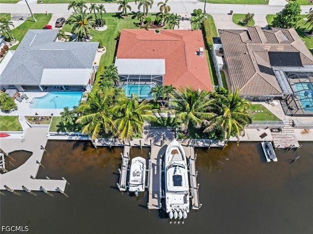 1826 SE 45th ST, Cape Coral, FL 33904