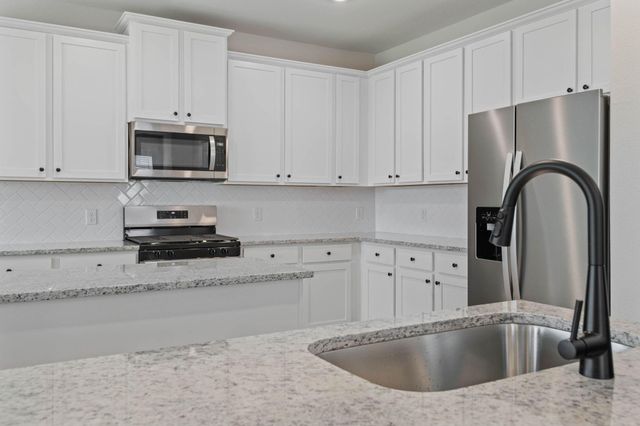 1131 Campside Drive, Beasley, TX 77417