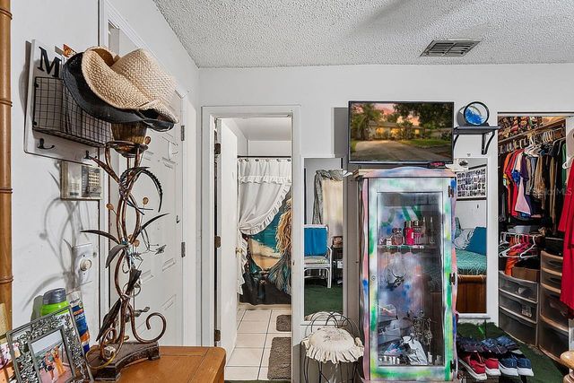 2005 HUDSON CT, Oldsmar, FL 34677