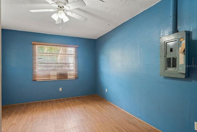2005 HUDSON CT, Oldsmar, FL 34677