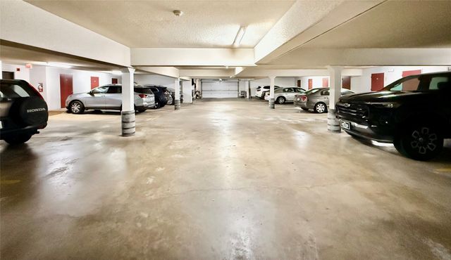 405 SE Delaware Avenue 207, Ankeny, IA 50021