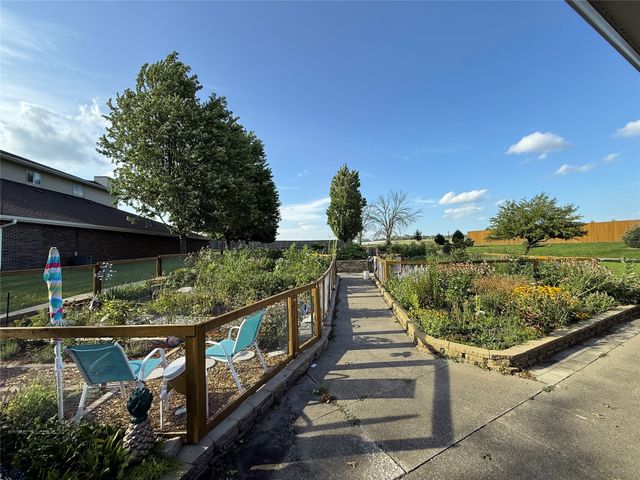 405 SE Delaware Avenue 207, Ankeny, IA 50021