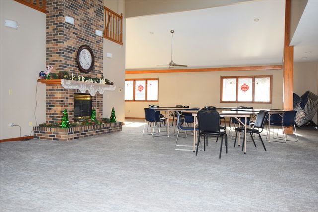 405 SE Delaware Avenue 207, Ankeny, IA 50021