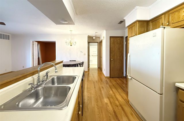 405 SE Delaware Avenue 207, Ankeny, IA 50021