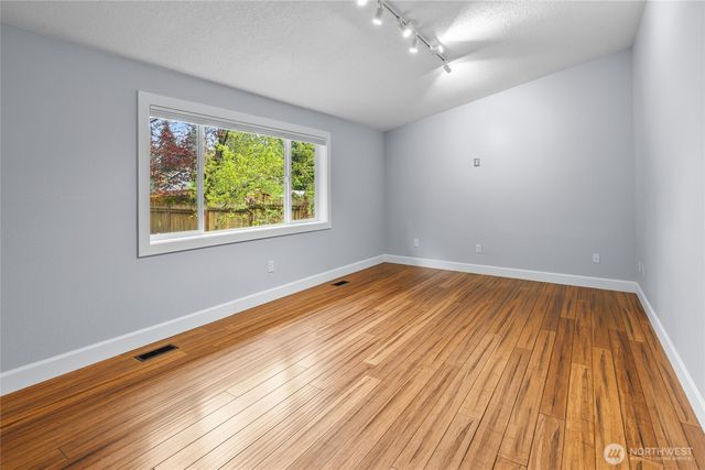 9706 164th Street E, Puyallup, WA 98375