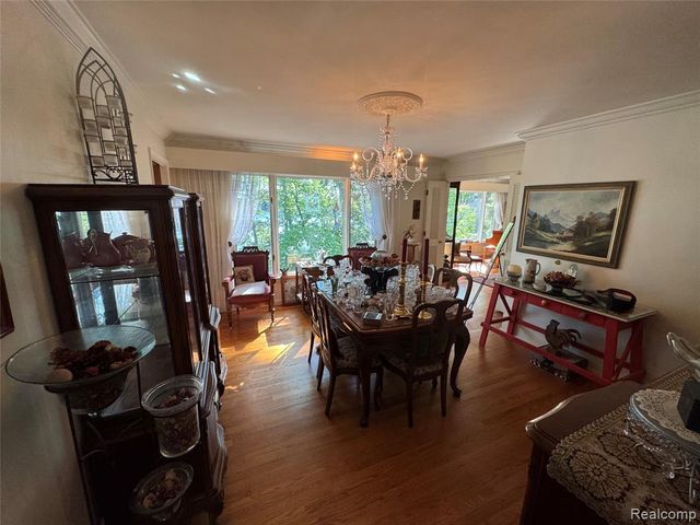 1448 Inwoods Circle, Bloomfield Hills, MI 48302