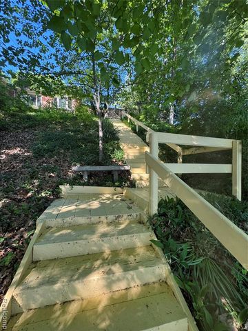 1448 Inwoods Circle, Bloomfield Hills, MI 48302