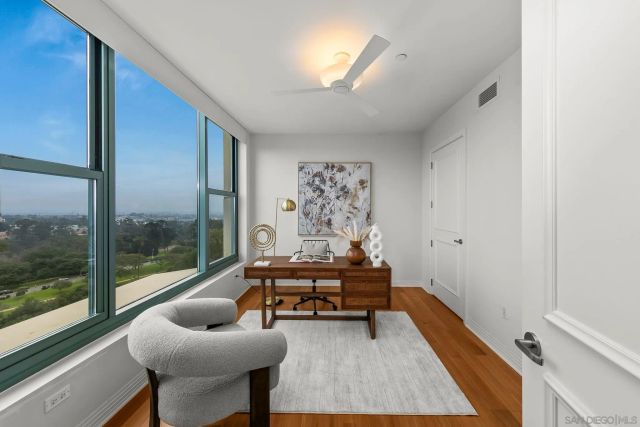 2500 6th Ave. PH5, San Diego, CA 92103