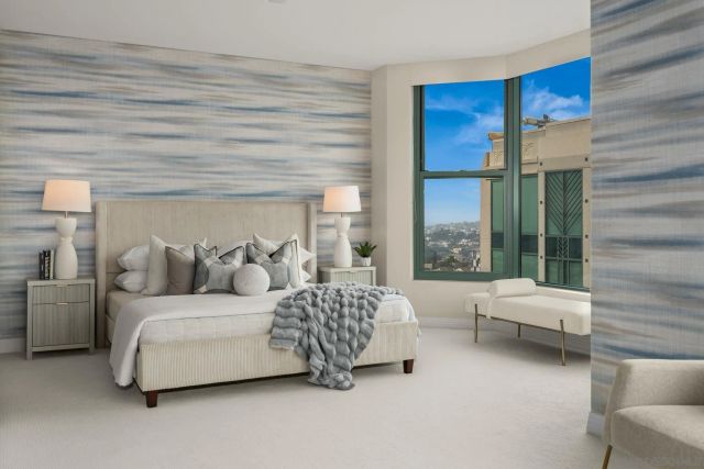 2500 6th Ave. PH5, San Diego, CA 92103