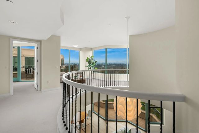 2500 6th Ave. PH5, San Diego, CA 92103