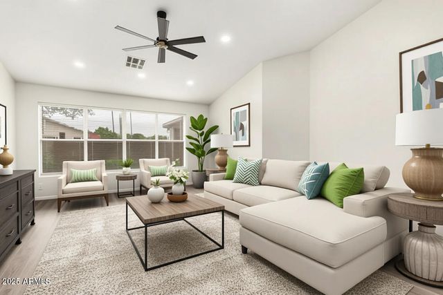 1314 S Larkspur Street, Gilbert, AZ 85296