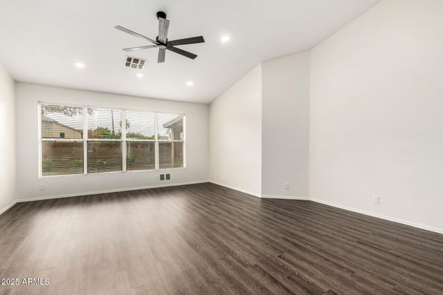 1314 S Larkspur Street, Gilbert, AZ 85296