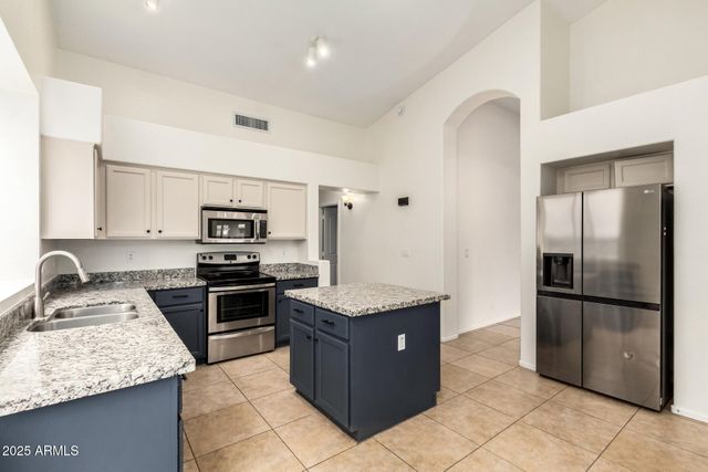 1314 S Larkspur Street, Gilbert, AZ 85296