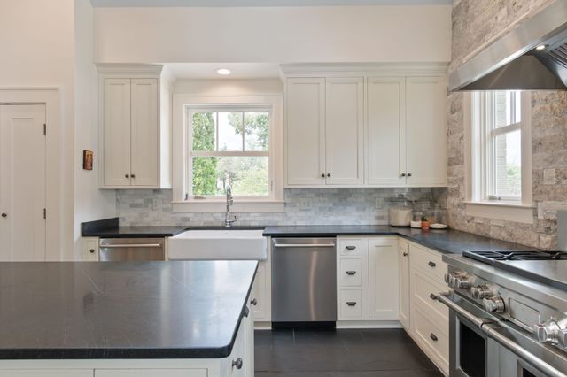 1121 Glenwood Ave, Nashville, TN 37204