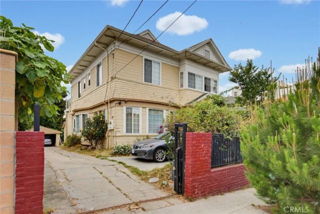 1107 S Mariposa Avenue, Los Angeles, CA 90006