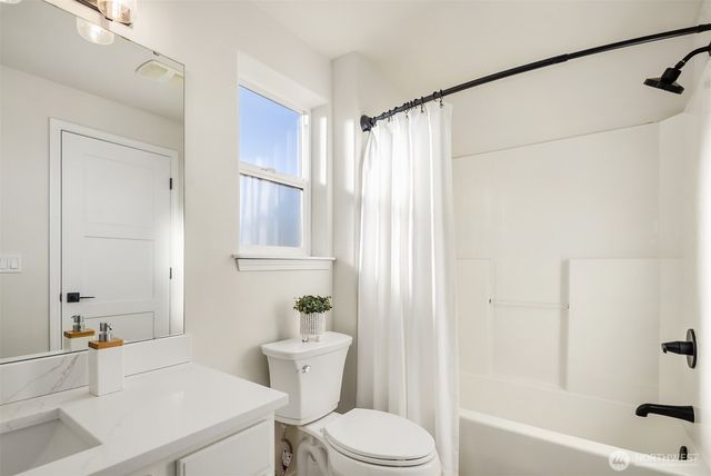 1442 Sunset Avenue, Ferndale, WA 98248