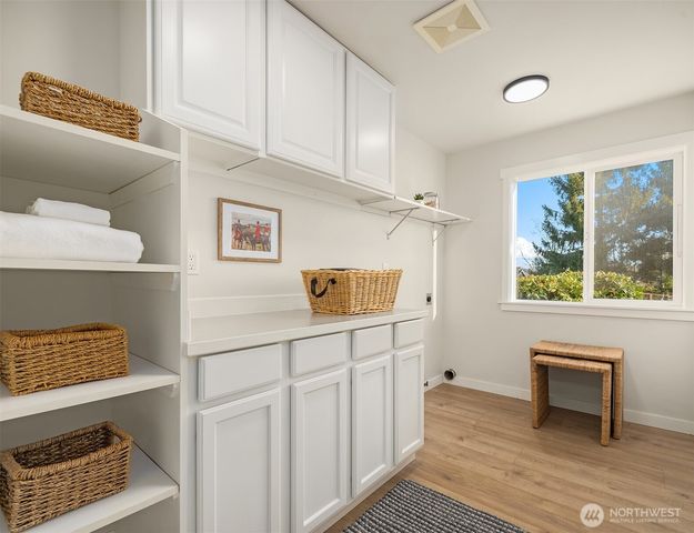 1442 Sunset Avenue, Ferndale, WA 98248