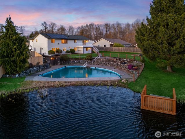 1442 Sunset Avenue, Ferndale, WA 98248