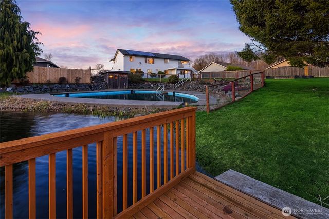 1442 Sunset Avenue, Ferndale, WA 98248