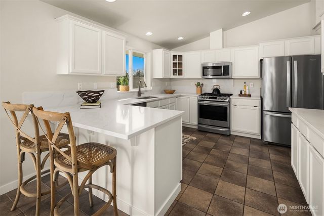 1442 Sunset Avenue, Ferndale, WA 98248