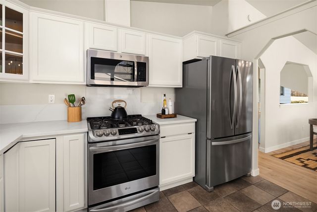 1442 Sunset Avenue, Ferndale, WA 98248