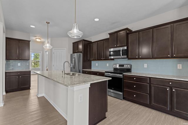 5552 golden gate Way, Kokomo, IN 46902