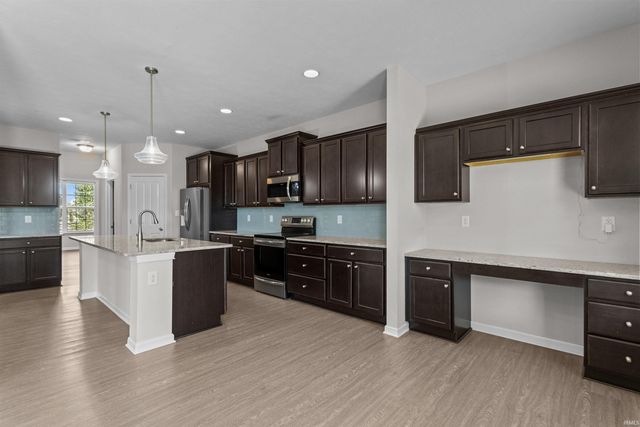 5552 golden gate Way, Kokomo, IN 46902