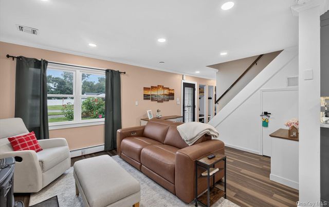 178 Montrose Drive, Port Jefferson Station, NY 11776