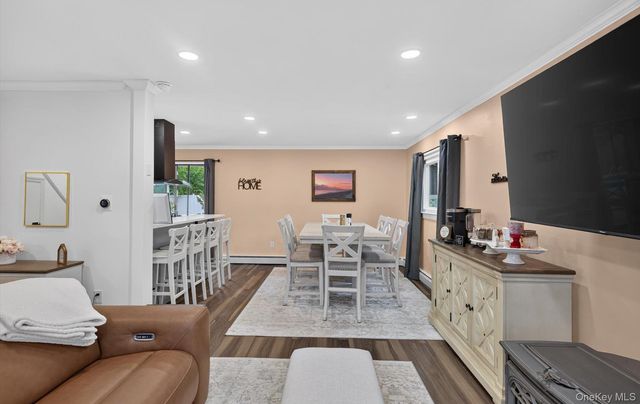 178 Montrose Drive, Port Jefferson Station, NY 11776
