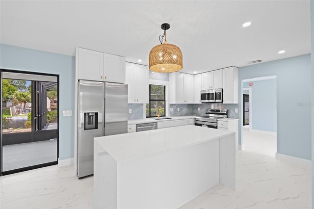 1116 76TH STREET NW, Bradenton, FL 34209